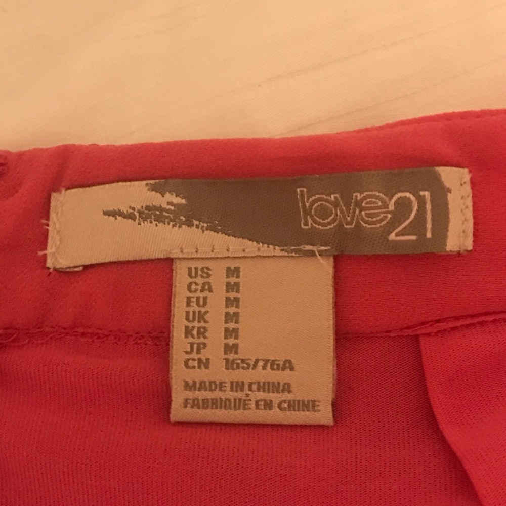 Pink skirt. - Picture 5 of 5